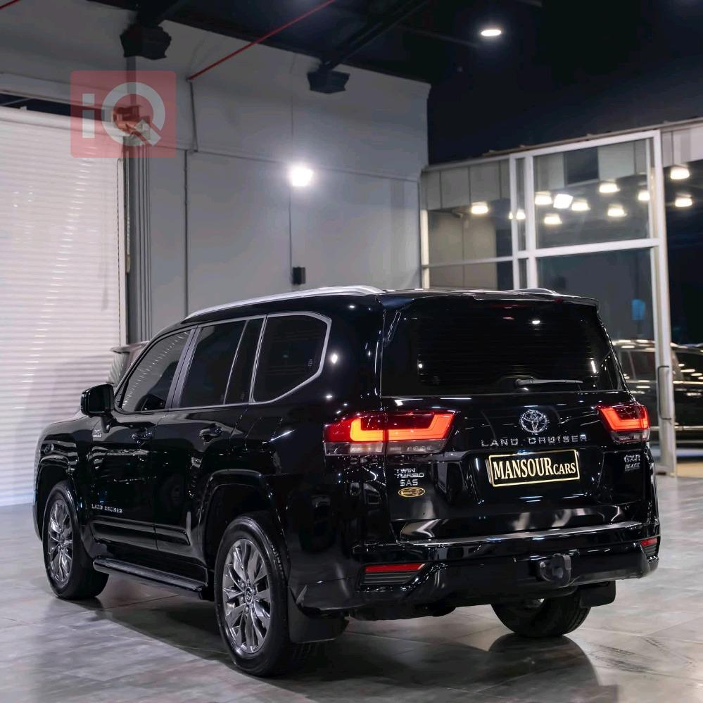 تويوتا لاندكروزر